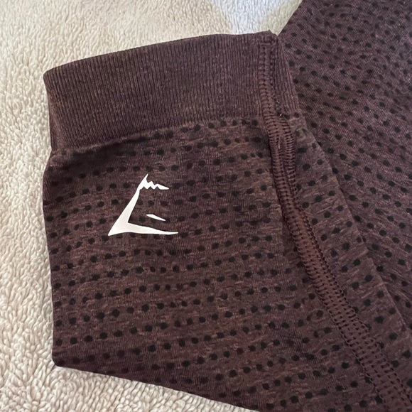 Brand new Gymshark seamless set. - Picture 2 of 9